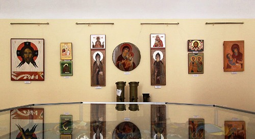 images/stories/news/2015/01/vustavka ikon i na temy maydany ta viynu.jpg